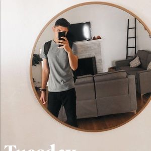 Meet your Posher, Lou